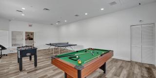 Fully Renovated Corner 2/1 Unit Gallery 38
