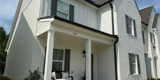 3BR/3.5 BA For Rent 3BR/3.5 BA For Rent Gallery 1