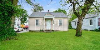 Welcome to this charming 2 bedroom, 1 bathroom home for rent in Columbus, OH! Gallery 1
