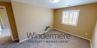 1233 SW Carver, College Place WA 99324 *Freshly Painted & New Carpet* Yard Care Included * Gallery 9