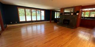 320 Sunset Dr Gallery 9