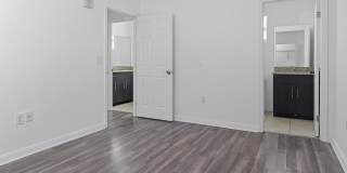 105 2nd Street Gallery 21