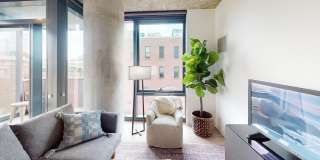 Nevéseno Gallery 53