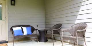406 East Side Ave SE - Full HouseMain Gallery 25
