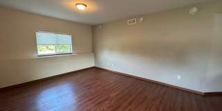 Stadium Commons Lower Unit Gallery 19