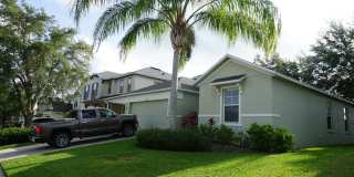 Spacious Home in Green Valley West Gallery 1