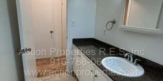 Central Roseville: 2 Bedroom 1 Bathroom Single Level, Large Living Room Central Heat and Air Updated Kitchen and Bathrooms Gallery 29