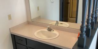 Fully Updated 3 Bedroom 3 Bath Townhouse with 2 Stall Attatched Garage Gallery 12