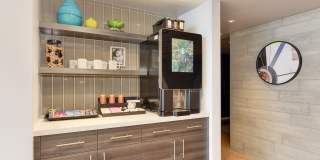 Summit at Lake Union Gallery 22