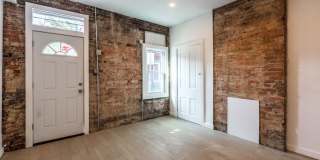 Urban Elegance in the Heart of the South Side Gallery 6