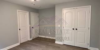 1707 S Beech St Gallery 18