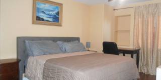 Desert Shore Beautiful 4 Bedroom Home! Gallery 13