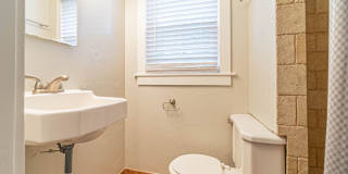 Beautifully remodeled campus home! Gallery 21