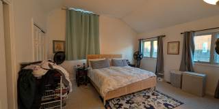 Fantastic, Modern 3-bedroom, 2.5 Bath Townhouse w/ Backyard Gallery 6