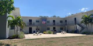 Lovely 2/1 apartment - First Floor  ***** $1 on a first Month’s rent with approved credit ***** Gallery 2