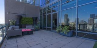 1100 S Hope St Gallery 29