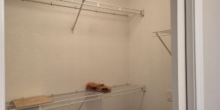 2105 E Crystal Drive Gallery 13