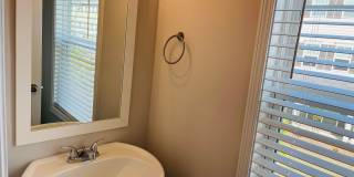 Stunning 3 bedroom, 3.5 bathroom townhome located on the Newnan LINC! MUST SEE! Stunning 3 bedroom, 3.5 bathroom townhome located on the Newnan LINC! MUST SEE! Gallery 13