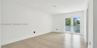 2129 NE 123rd St Gallery 8