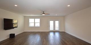 44840 TIVERTON SQ Gallery 20
