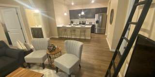 Spacious 2-Bedroom, 2-Bathroom Townhome in West Olympia — Apply Today! Gallery 3