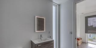 714 6th Avenue N Gallery 44