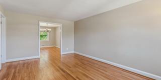 586 LUCIA Avenue Gallery 4