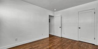 Laurel Gardens Gallery 22