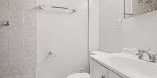 1138 W LOMBARD Street Gallery 19