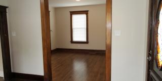 HUGE Historic Home with amazing fenced in yard and golf course views! Gallery 10