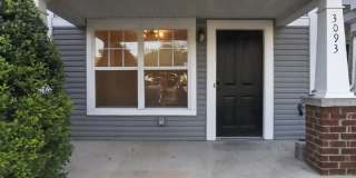 Charming 2BR Townhome in Nashville Gallery 1