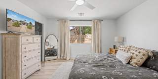 5140 E POINSETTIA Drive Gallery 19