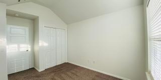 Freshly remodeled, 4 bed, 2 bath house in Mustang Freshly remodeled, 4 bed, 2 bath house in Mustang Gallery 5