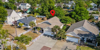 Coastal Living at its Best: Charming 3-Bedroom Near the Beach Gallery 54