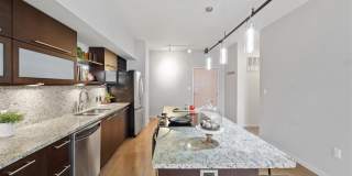 915 Olive Street Gallery 10