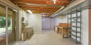 91 PREMIER Court Gallery 40