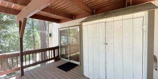 Spacious 2-Story 3-Bedroom Home in Crestline! Gallery 18