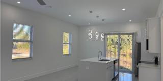 207 W 15th Street Gallery 7