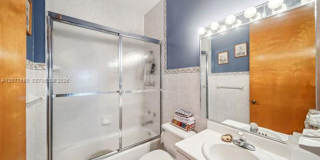 9008 Collins Ave cu-402, Surfside, FL 33154 Gallery 24