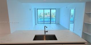 9221 E Bay Harbor Dr Gallery 12