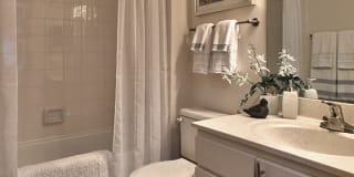 Fountain Place Gallery 13