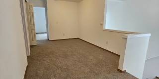 Beautiful CK School District Home Backing to Greenbelt – Pets Negotiable! Gallery 10