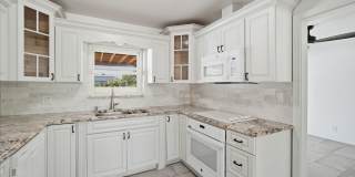 Beautiful S. Tampa 3BR/2BA remodeled home with covered parking in sought out school district. Gallery 10
