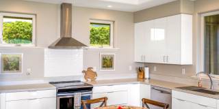 Stunning Single-Level 2 Bed/ 2 Bath Home in Kaanapali Coffee Farms Gallery 12