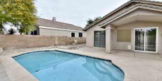 1 Story with POOL Gallery 31
