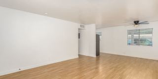 28 on Thomas Gallery 30