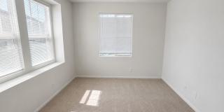 Modern 3BR Home + Office | Built in 2018 | Minutes to Beaches, Shopping & Freeways Gallery 7