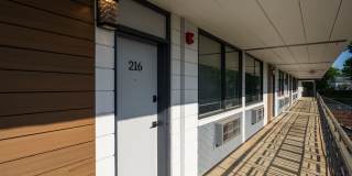 402 North Main Street Gallery 27