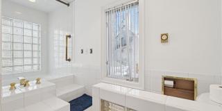 1721 Humboldt Avenue S Gallery 23