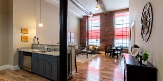 Pacific Mill Lofts Gallery 35